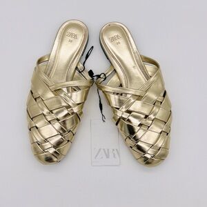 ZARA Gold Metallic Flat Slip On Mule Sandal Shoes 6 (36) NWT
